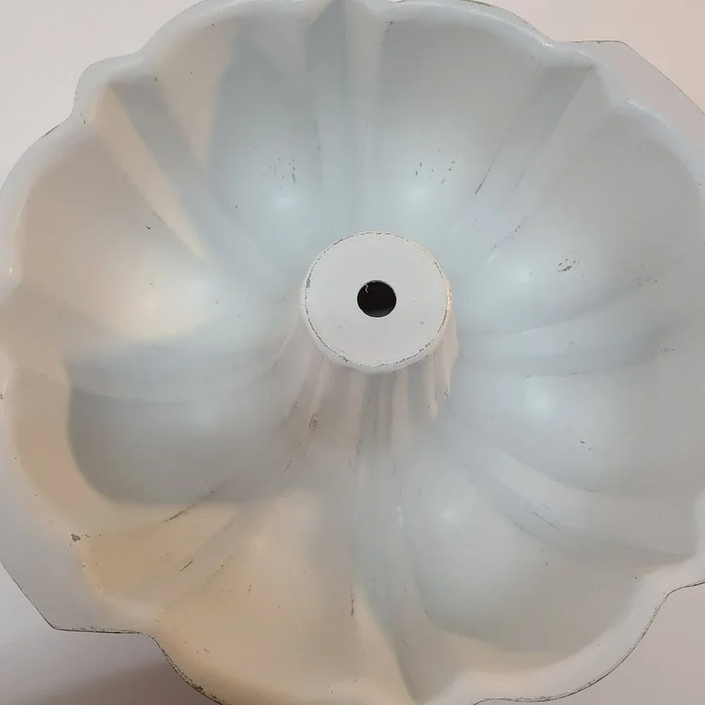 Vintage Fruit Print Bunt Cake Pan Orange White